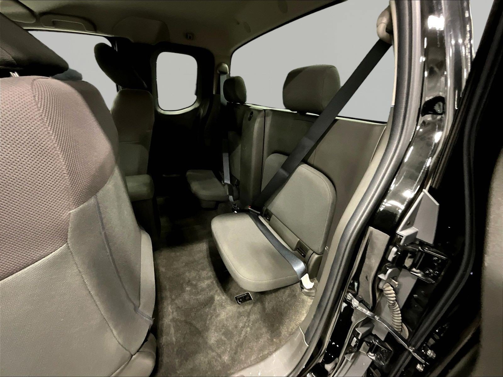 Used 2016 Nissan Frontier S RWD image 22