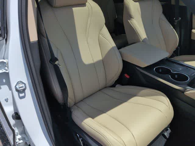 New 2026 Acura MDX SH-AWD image 23