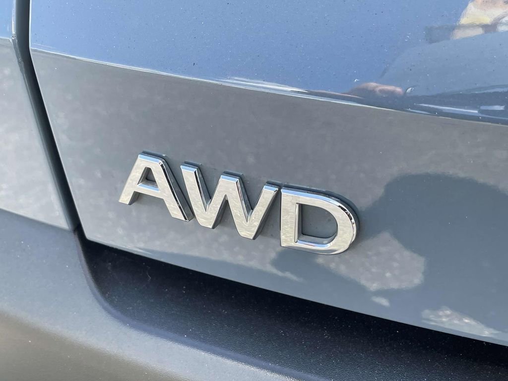 Used 2023 INFINITI QX55 Essential image 9