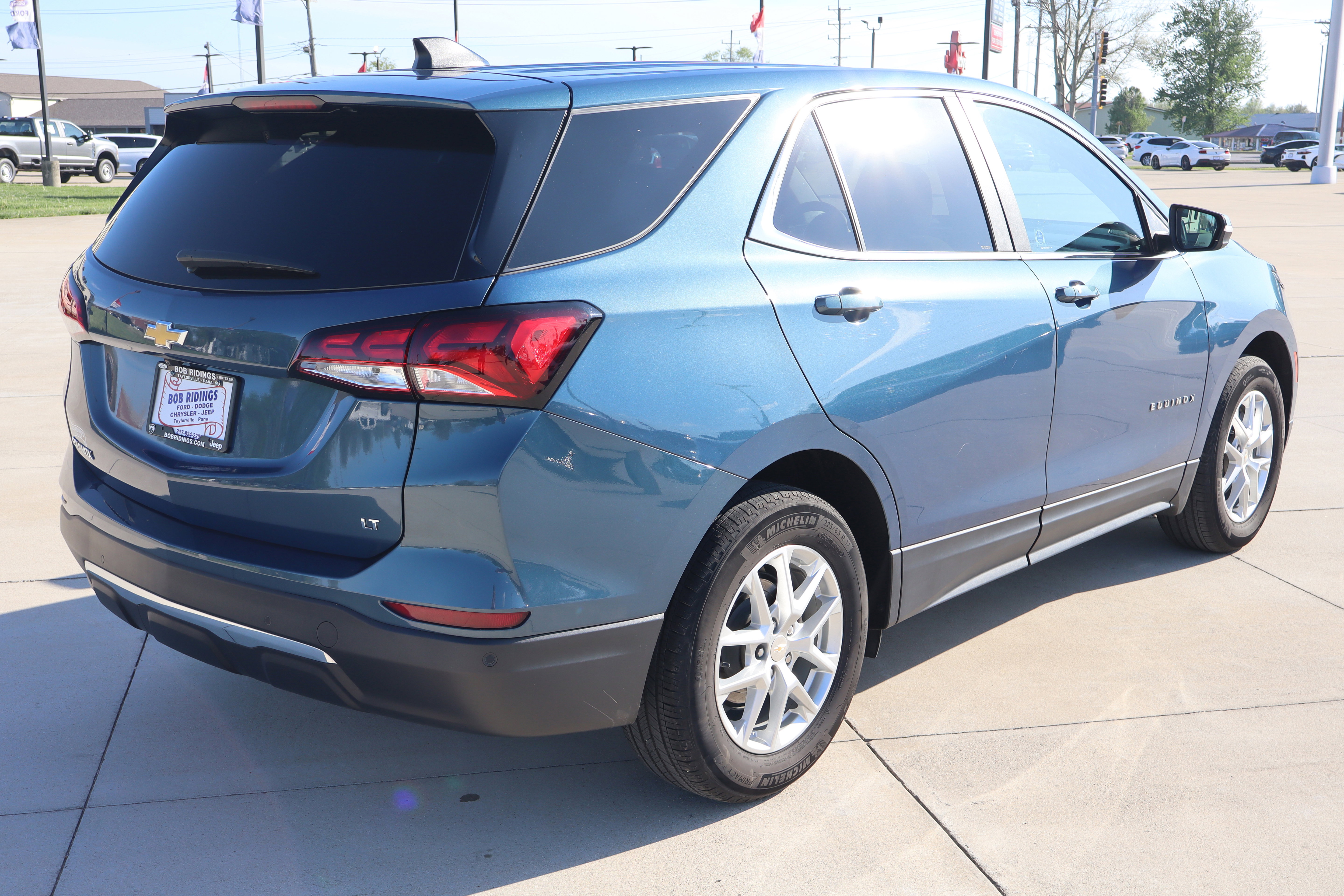Used 2024 Chevrolet Equinox LT FWD image 5