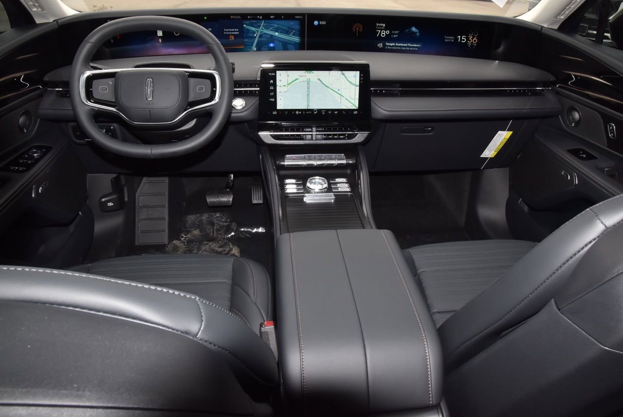 New 2026 Lincoln Nautilus Reserve w/ Jet Appearance Package AWD/4WD image 23
