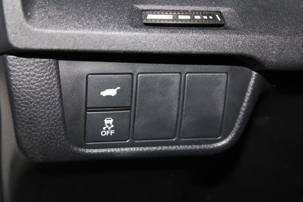 Used 2025 Honda CR-V Sport-L image 9