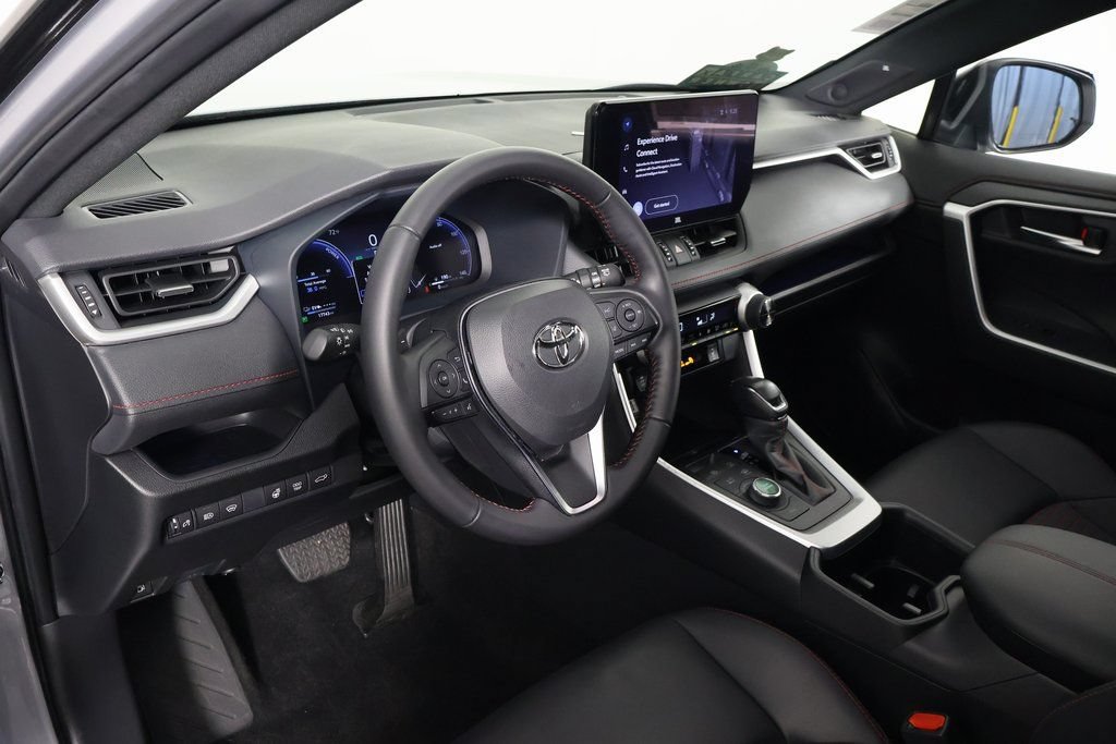 Used 2025 Toyota RAV4 XSE w/ Weather Package AWD/4WD image 7