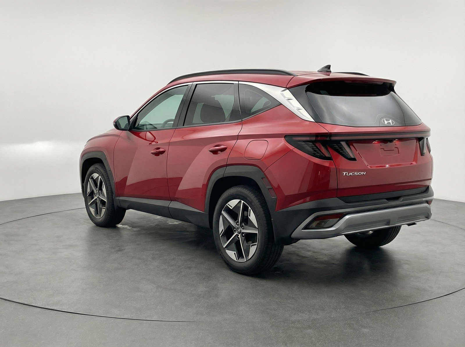 Used 2025 Hyundai Tucson SEL FWD image 6