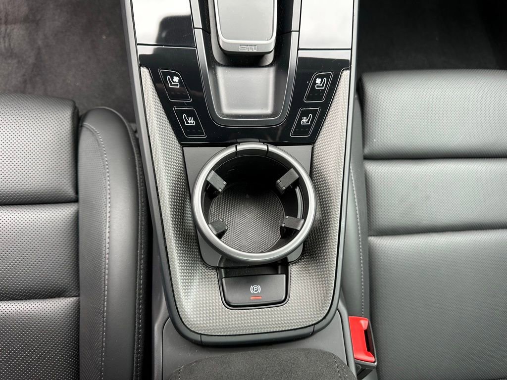 Certified 2024 Porsche 911 Carrera GTS image 22