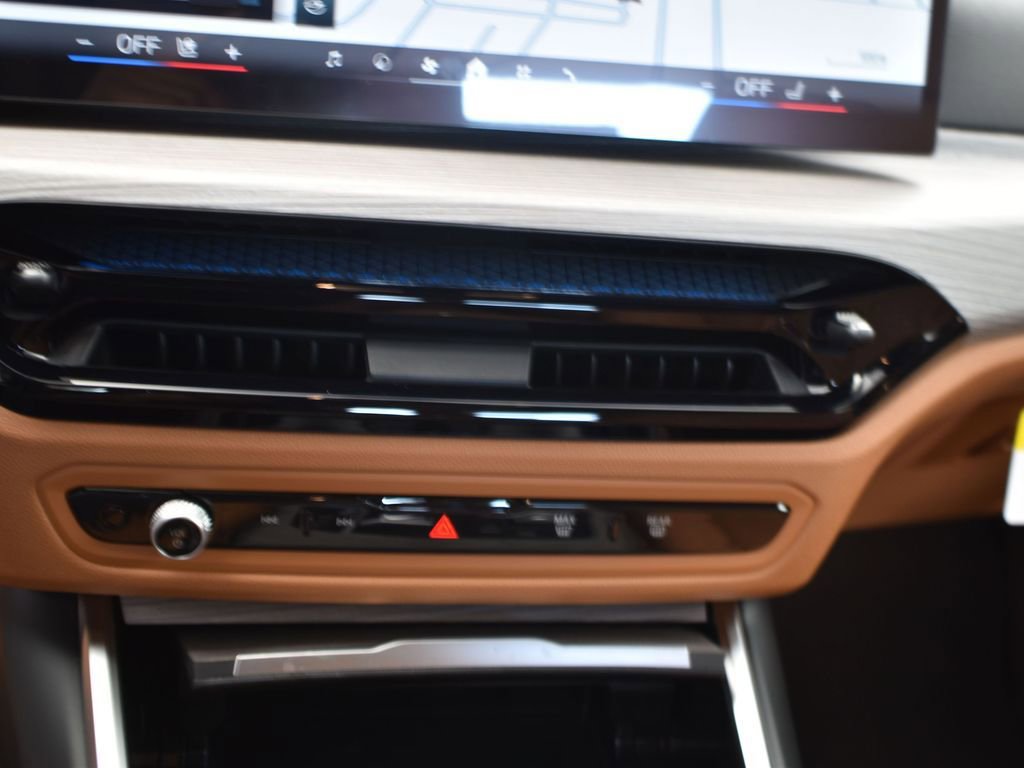 New 2025 BMW i4 eDrive40 w/ Premium Package RWD image 22