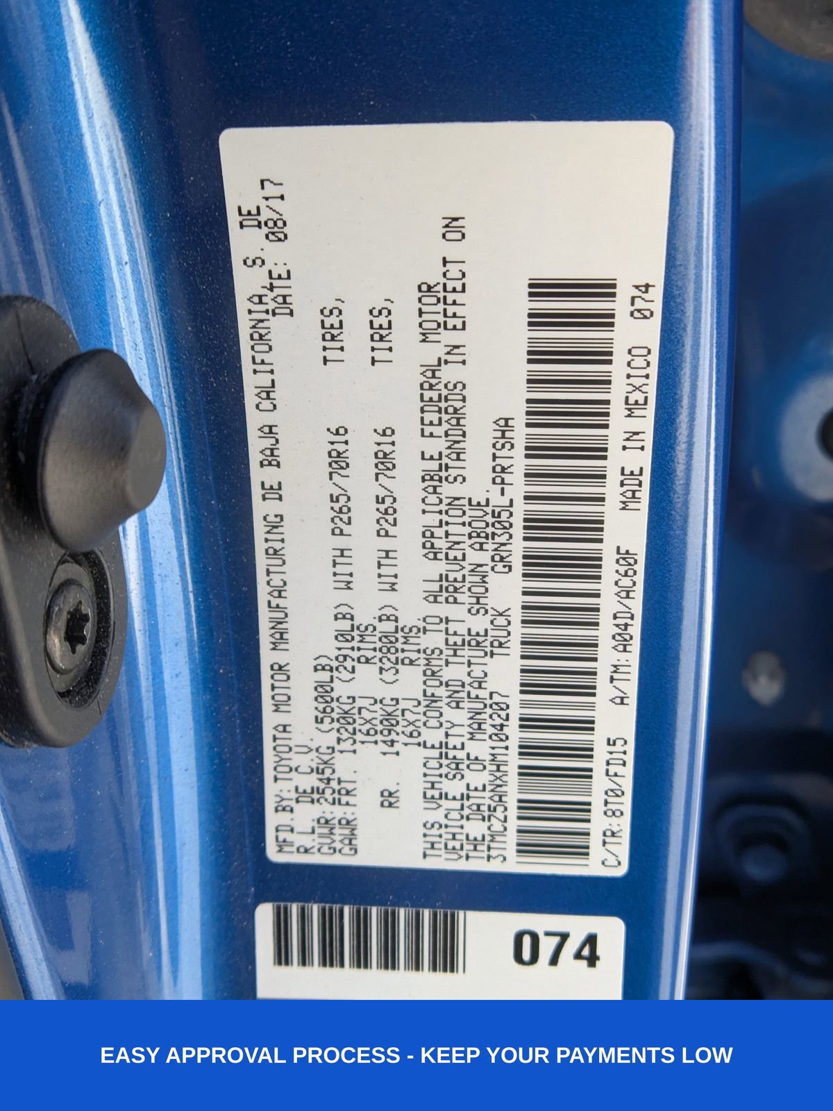 Used 2017 Toyota Tacoma TRD Off-Road w/ Tow Package (A/T) image 25