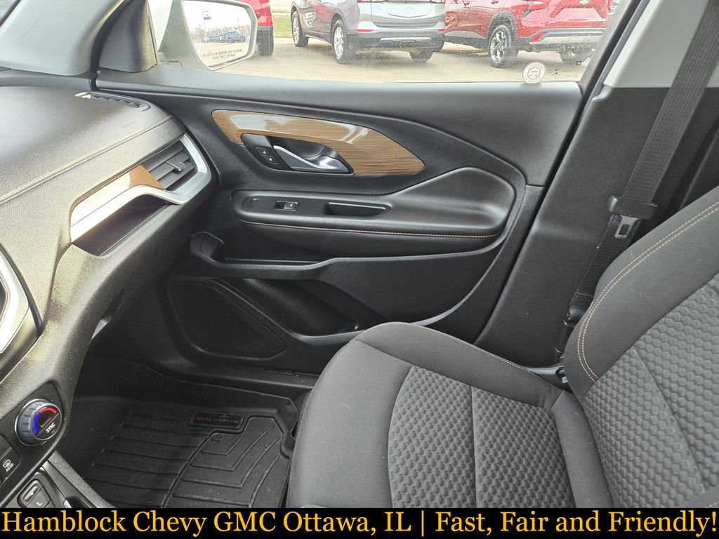 Used 2020 GMC Terrain SLE w/ Driver Convenience Package FWD image 14