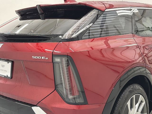 New 2026 Cadillac Optiq Luxury 2 w/ LPO, Floor Liner Package AWD/4WD image 16