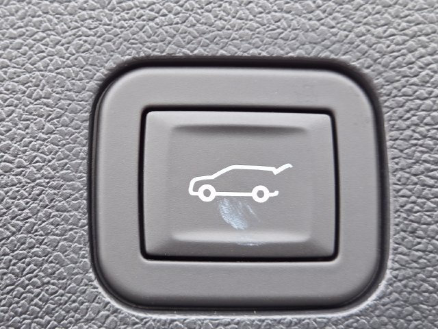 New 2027 Chevrolet Equinox LT w/ Convenience Package II FWD image 19