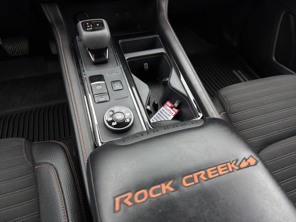 Used 2025 Nissan Pathfinder Rock Creek AWD/4WD image 15