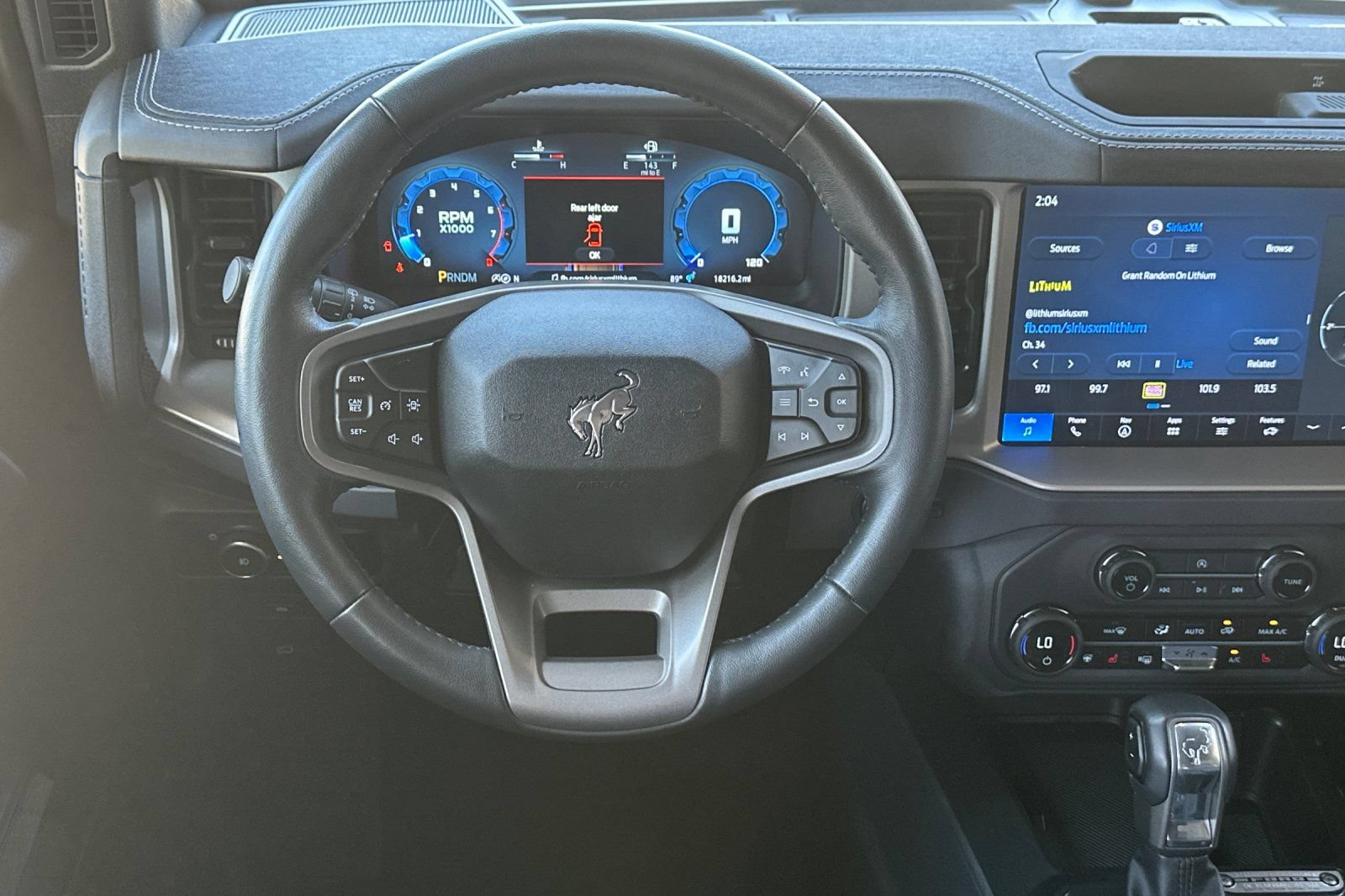 Used 2025 Ford Bronco Outer Banks AWD/4WD image 14