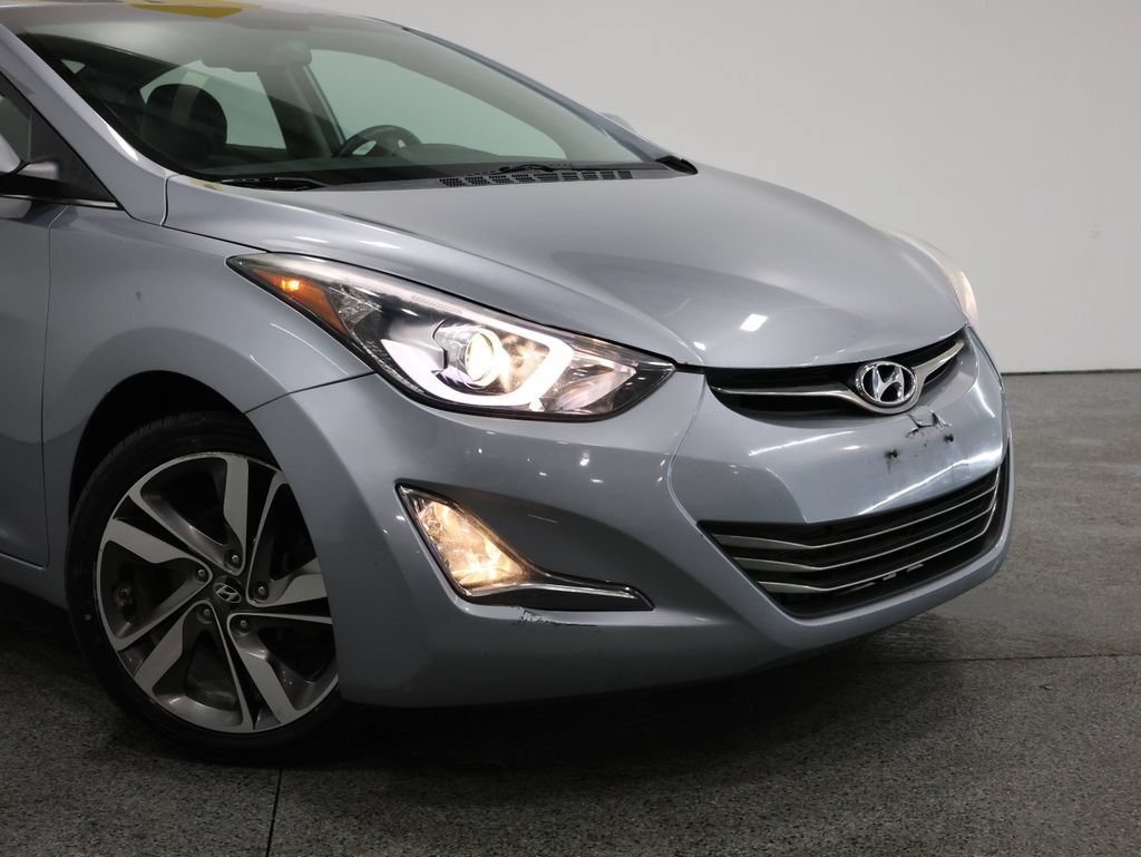Used 2015 Hyundai Elantra Limited w/ Option Group 05 FWD image 3
