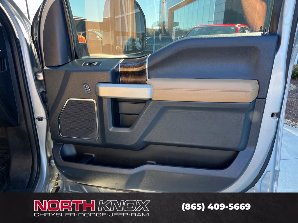 Used 2022 Ford F350 Lariat w/ Tremor Off-Road Package AWD/4WD image 29