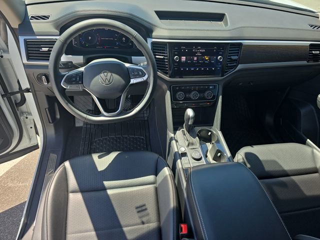 Used 2022 Volkswagen Atlas SE AWD/4WD image 16