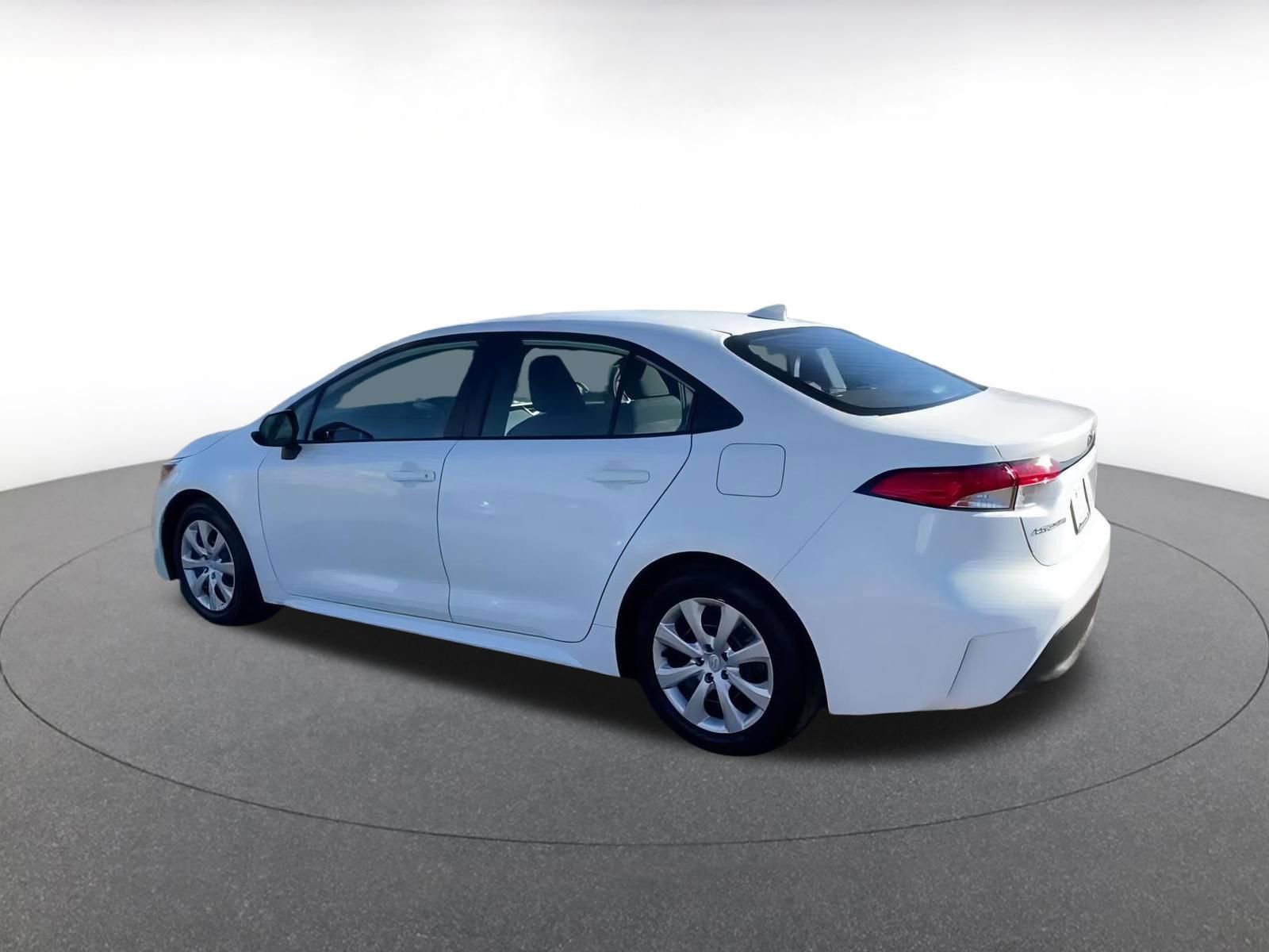 Used 2024 Toyota Corolla LE image 10