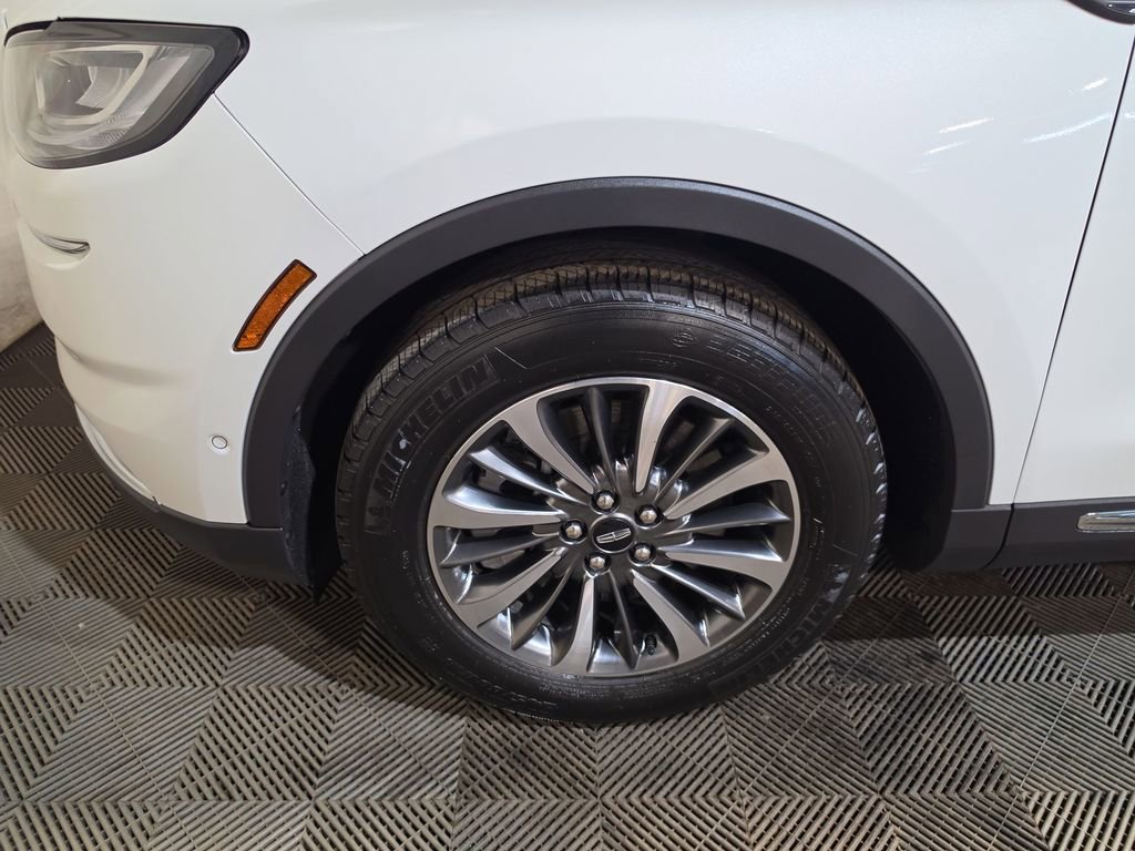 Used 2022 Lincoln Nautilus Reserve AWD/4WD image 19