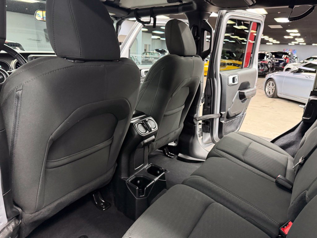 Used 2019 Jeep Wrangler Unlimited Sport S AWD/4WD image 40