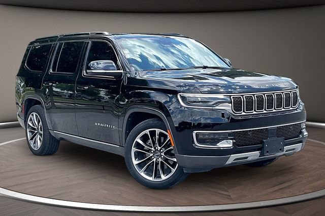 Used 2022 Jeep Wagoneer Series III w/ Premium Group I AWD/4WD image 9