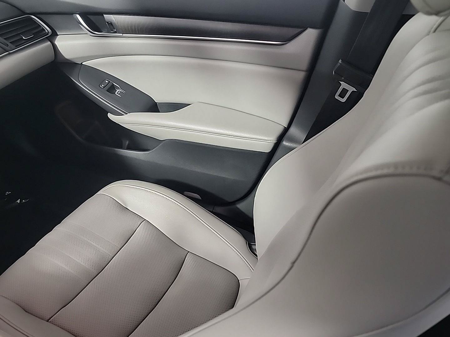 Certified 2020 Honda Accord EX-L image 21
