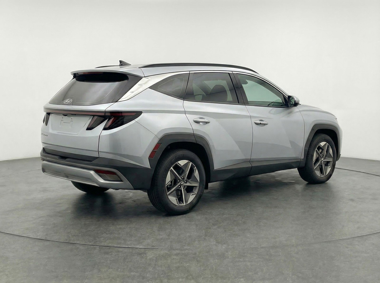 Used 2025 Hyundai Tucson SEL FWD image 9