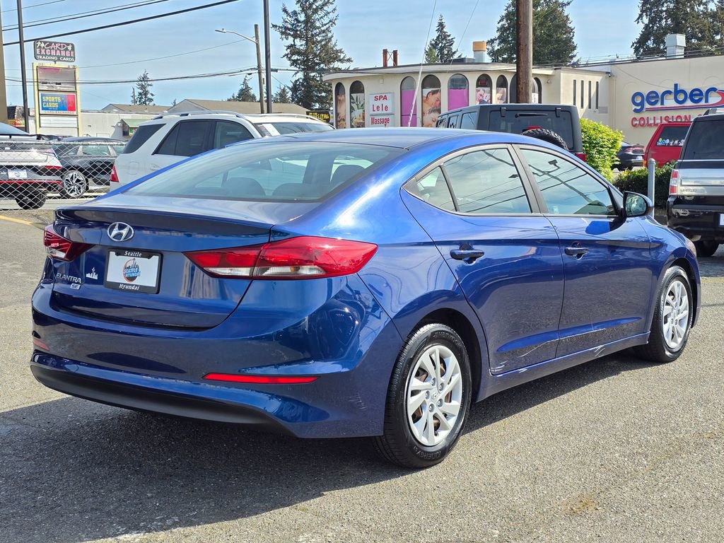 Used 2018 Hyundai Elantra SE FWD image 6