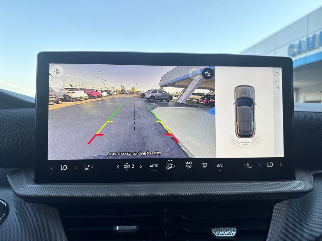 Used 2025 Ford Explorer Active w/ Active Comfort Package image 23