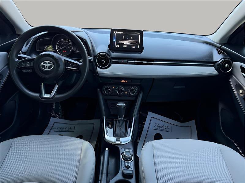 Used 2019 Toyota Yaris LE FWD image 30