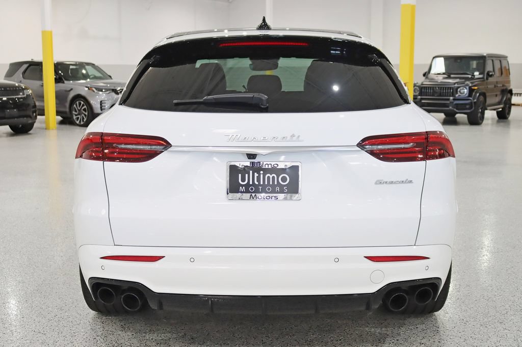 Used 2023 Maserati Grecale Modena AWD/4WD image 14