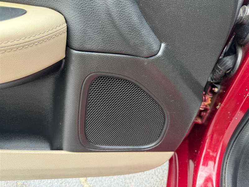 Used 2014 Chrysler 200 Limited w/ Sun/Sound Group FWD image 34