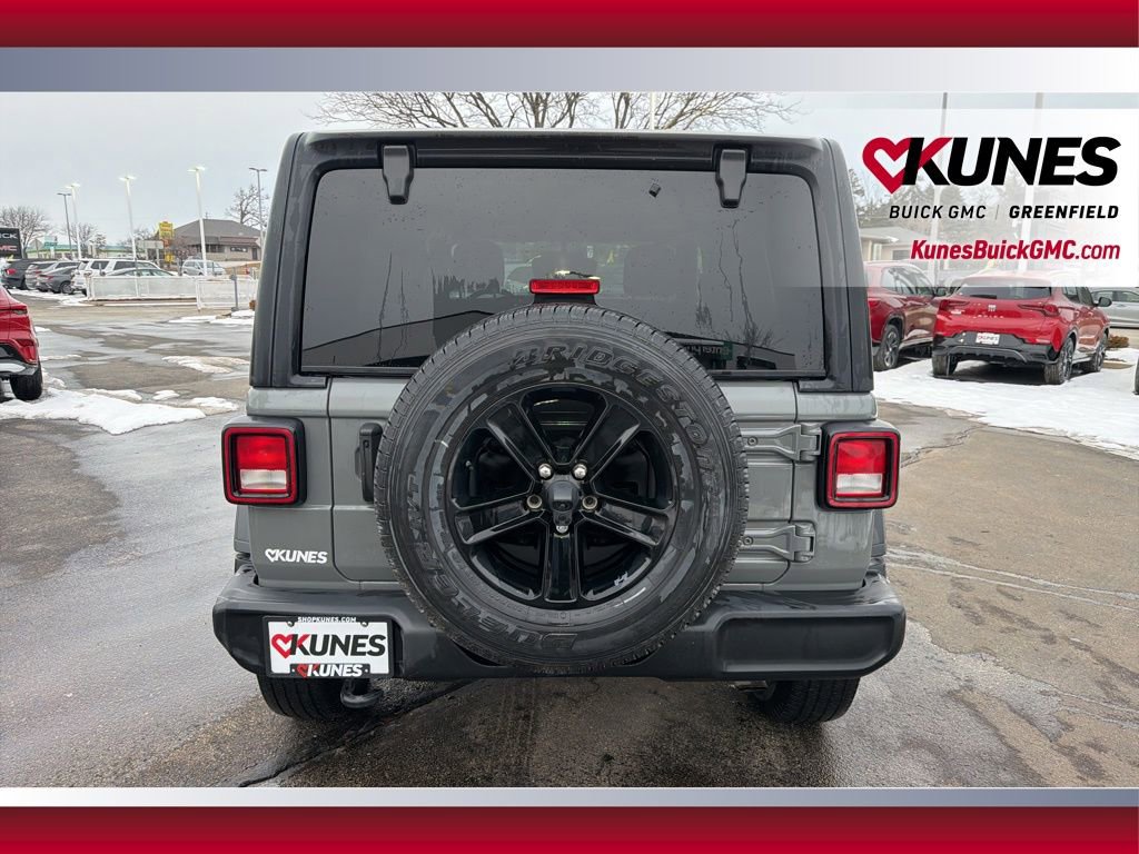 Used 2022 Jeep Wrangler Unlimited Sport AWD/4WD image 6