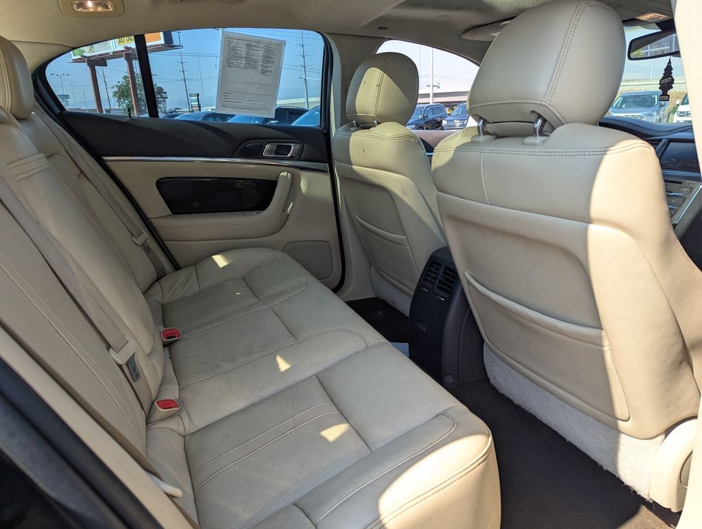 Used 2014 Lincoln MKS AWD w/ Equipment Group 201A image 29