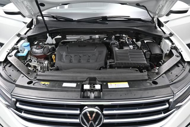 Used 2023 Volkswagen Tiguan SE FWD image 36
