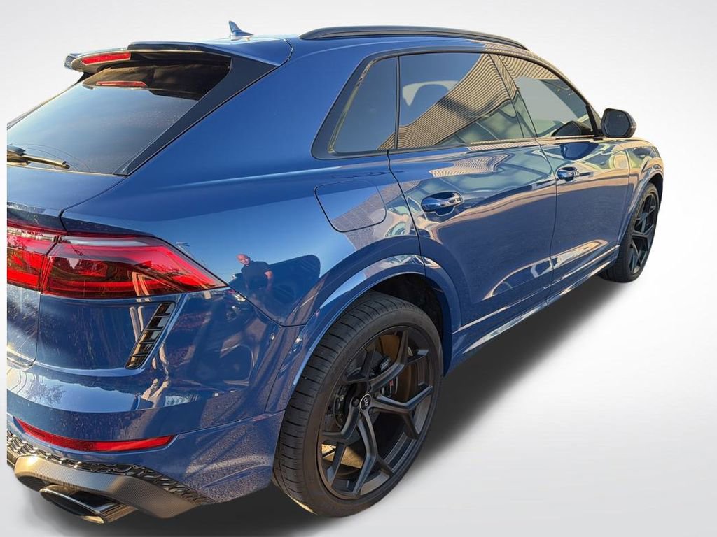 Used 2025 Audi RS Q8 performance image 10