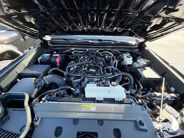 Certified 2024 Toyota Tacoma TRD Off-Road w/ TRD Off Road Upgrade Package image 31