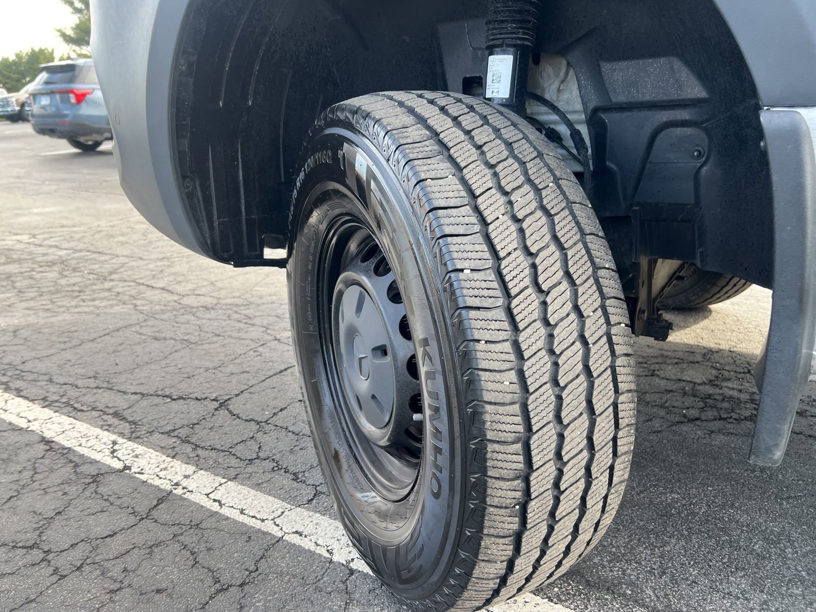 Used 2024 Mercedes-Benz Sprinter 144 Cargo image 31