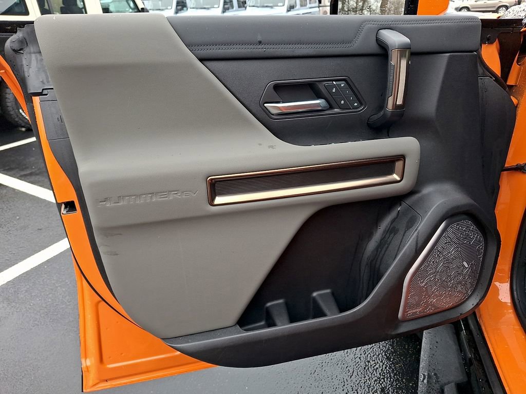 Used 2024 GMC Hummer EV 3X w/ LPO, Illumination Package image 13