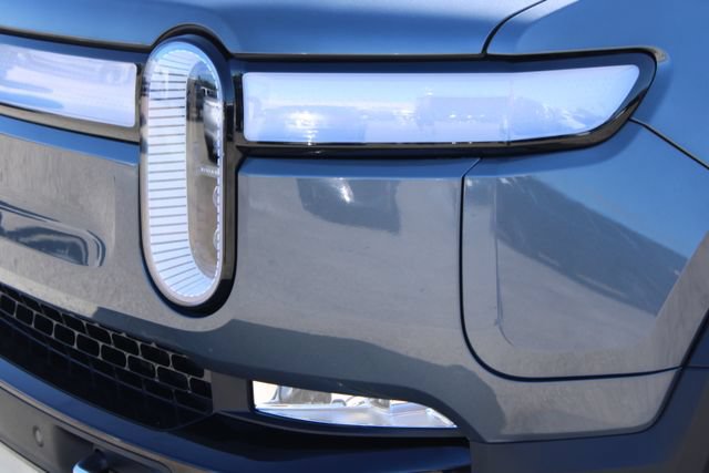 Used 2024 Rivian R1S Adventure AWD/4WD image 12