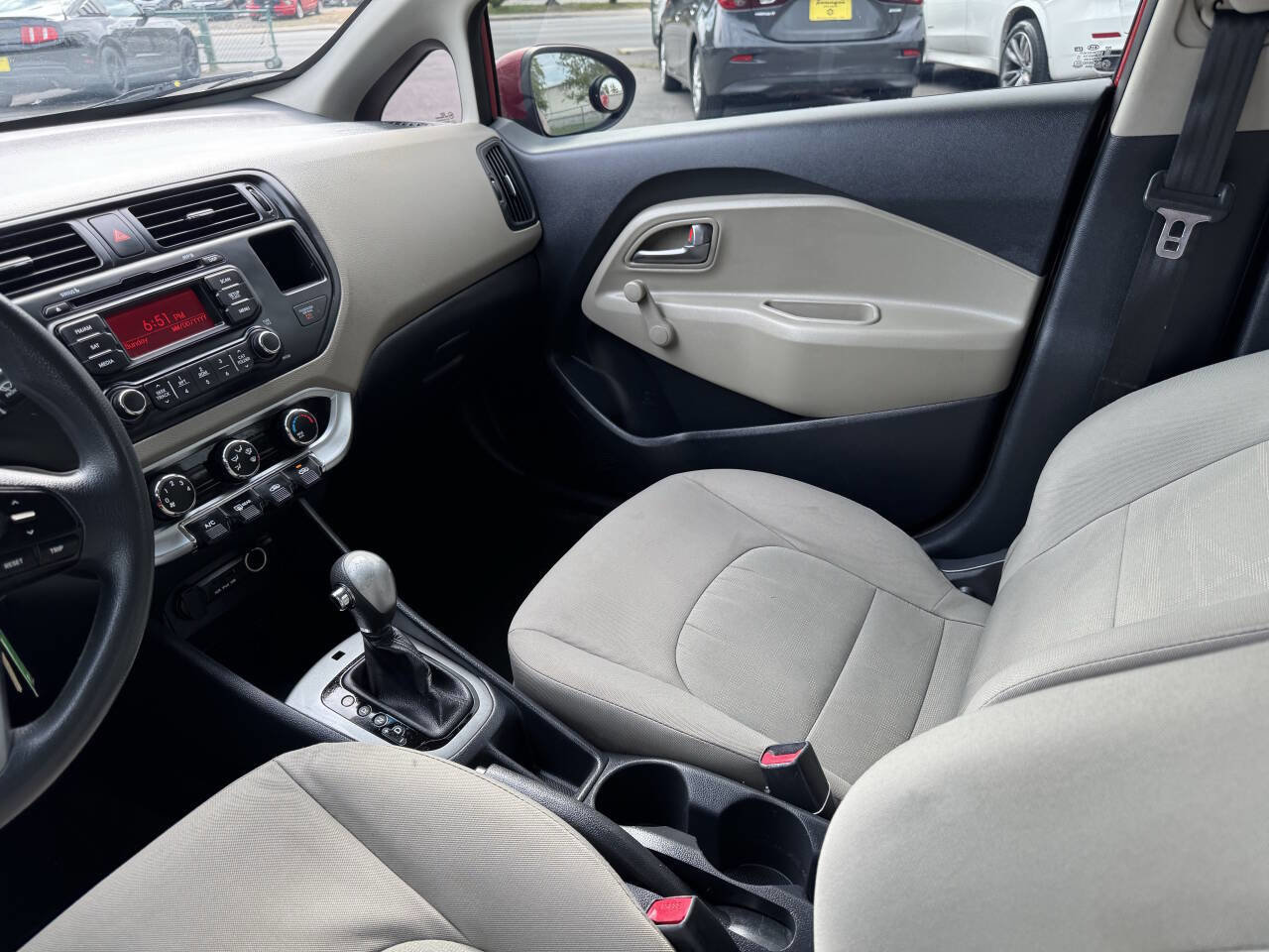 Used 2014 Kia Rio LX image 24