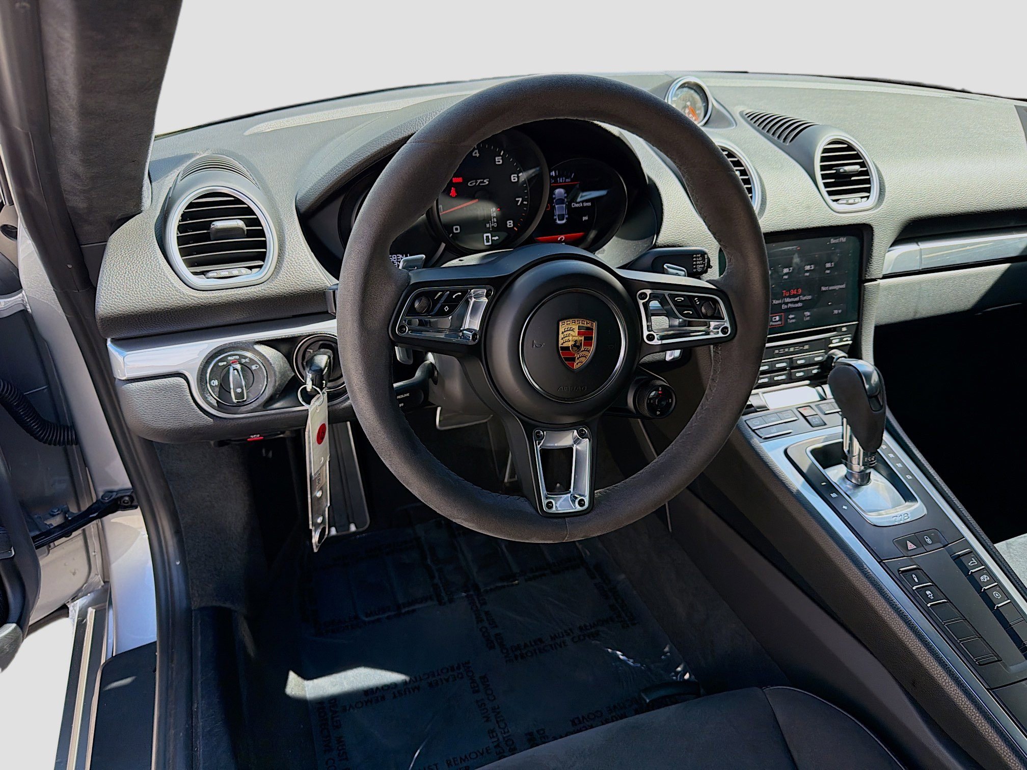 Used 2018 Porsche 718 Cayman GTS image 20