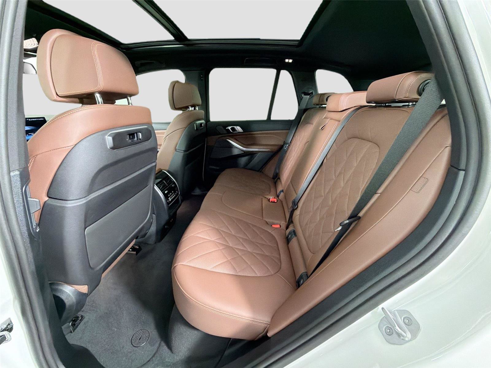 New 2026 BMW X5 xDrive40i AWD/4WD image 26