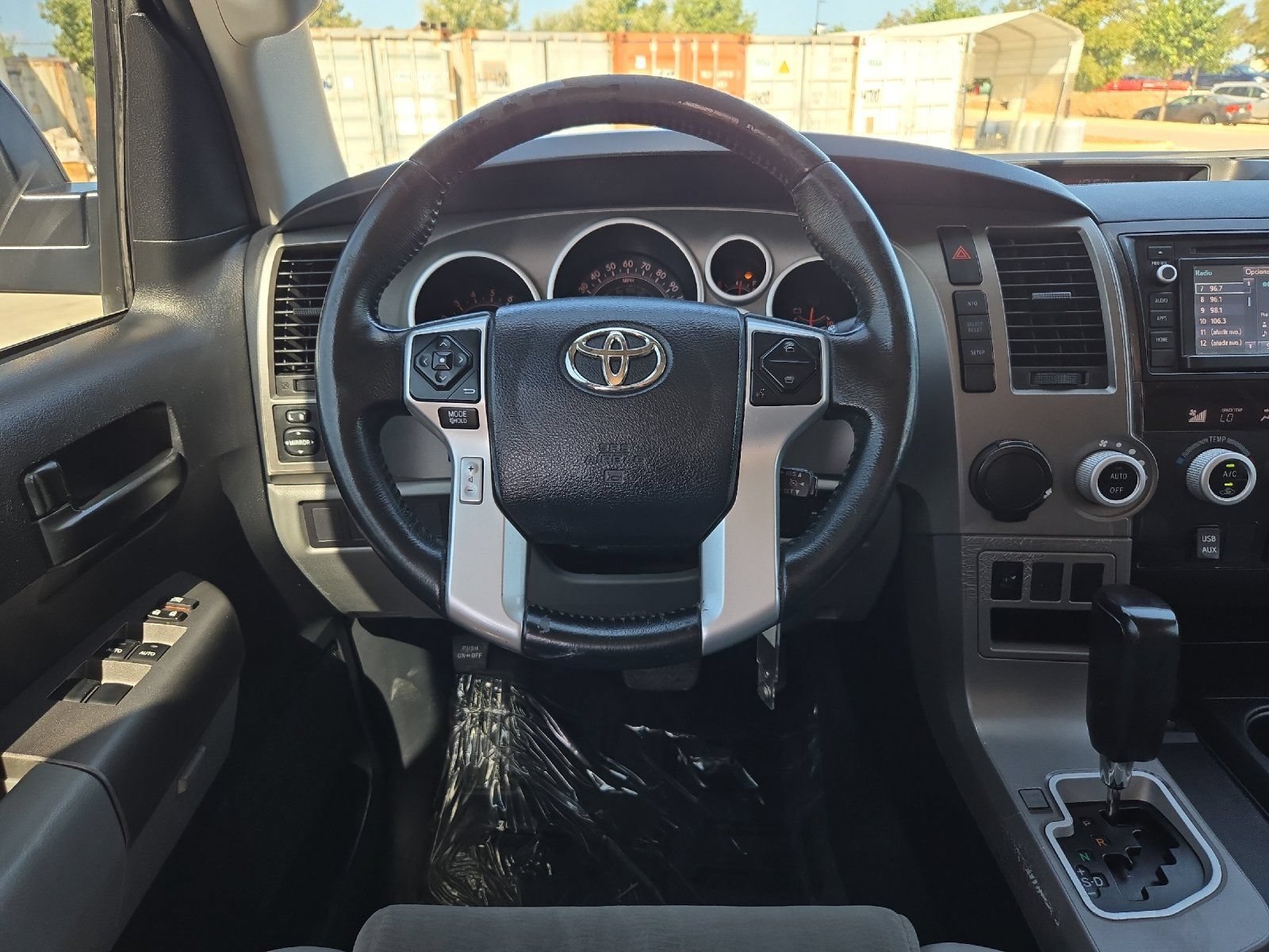 Used 2015 Toyota Sequoia SR5 RWD image 13
