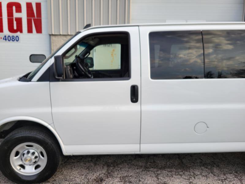Used 2016 Chevrolet Express 2500 LS RWD image 7