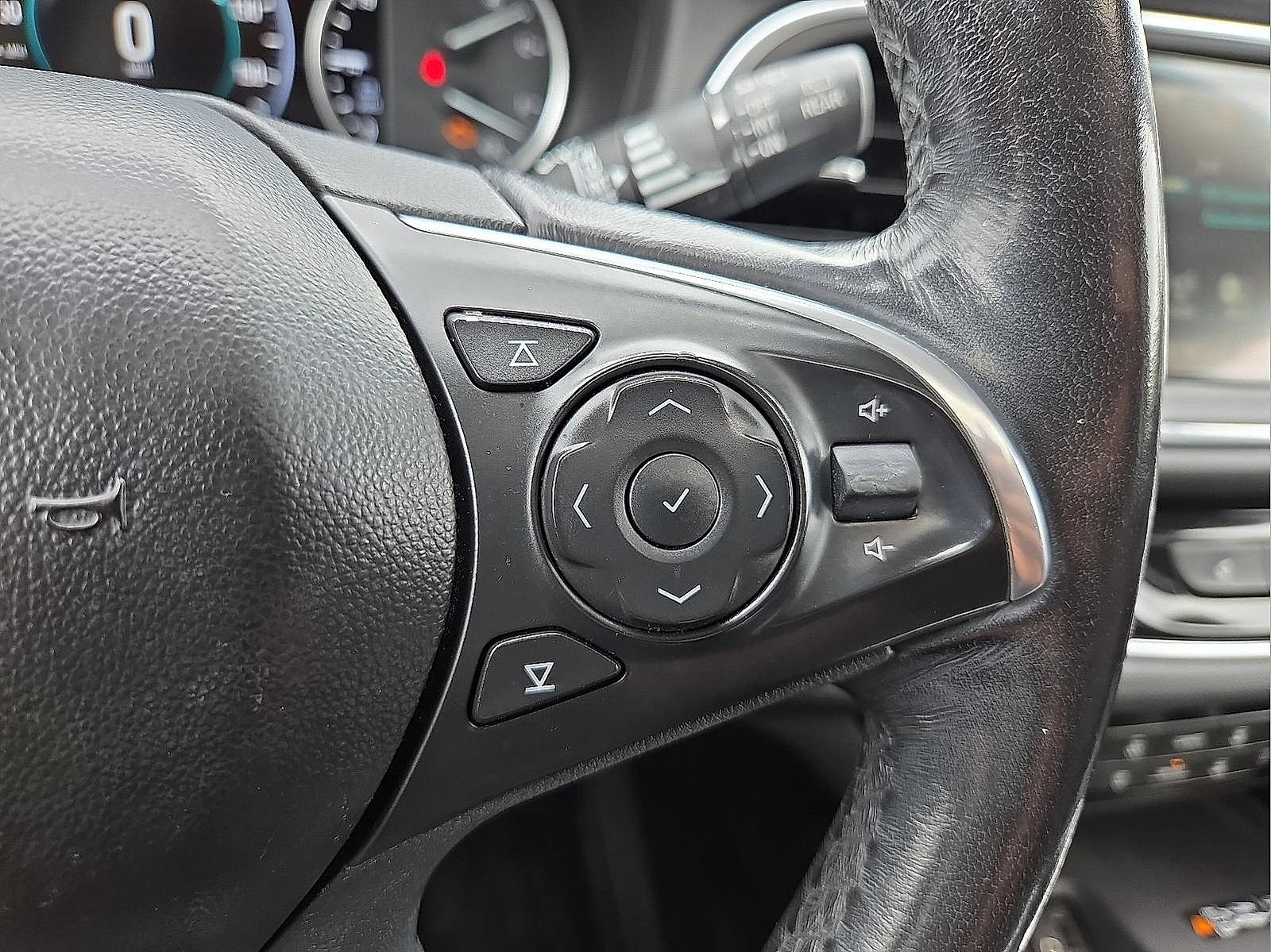 Certified 2019 Buick Enclave Avenir w/ Avenir Technology Package AWD/4WD image 23