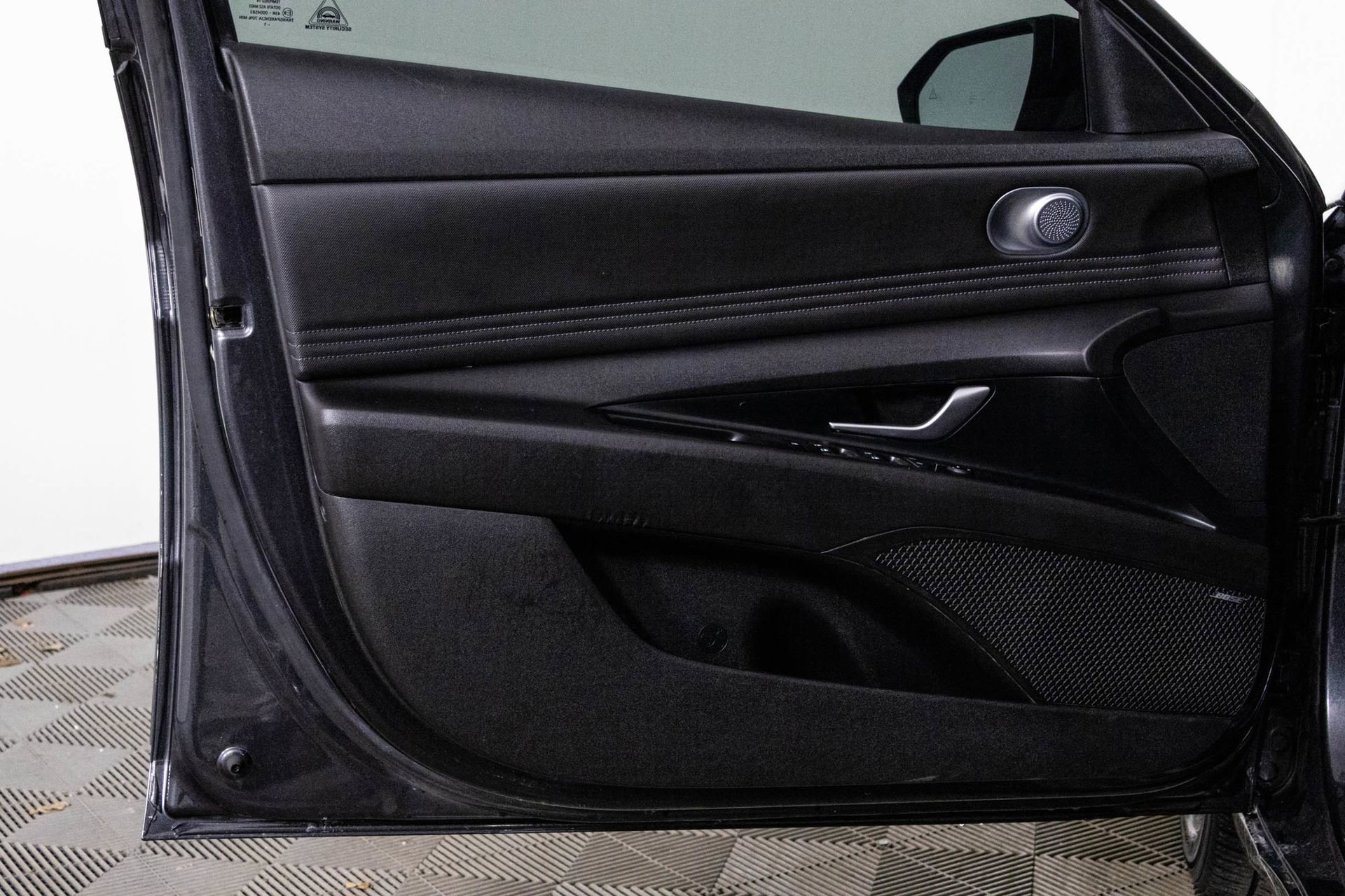 Used 2022 Hyundai Elantra SEL w/ Convenience + Premium Package FWD image 33