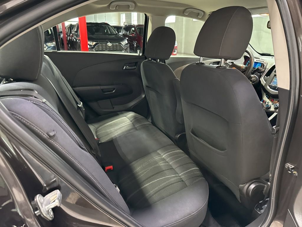 Used 2016 Chevrolet Sonic LT FWD image 29