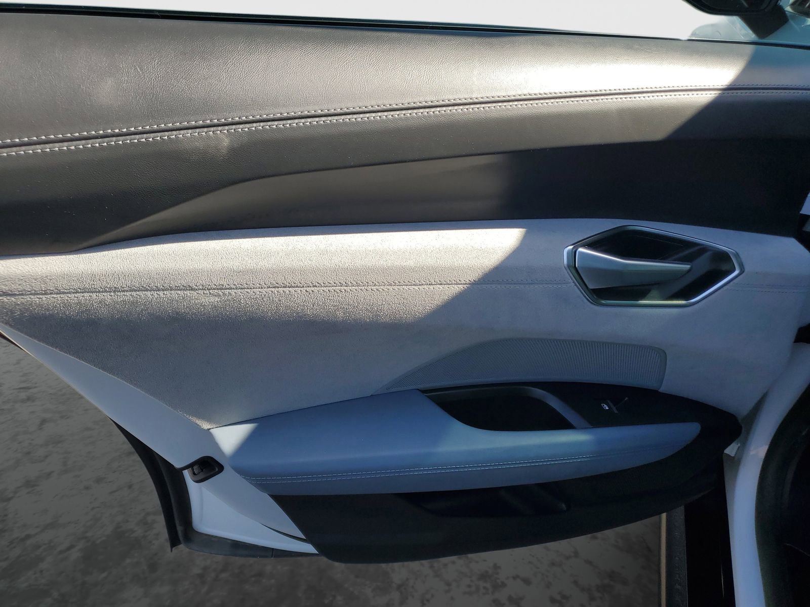 Used 2022 Audi e-tron GT Premium Plus w/ Performance Package image 15