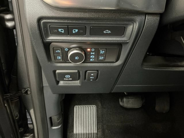 Used 2021 Ford F150 Lariat w/ Max Trailer Tow Package AWD/4WD image 21