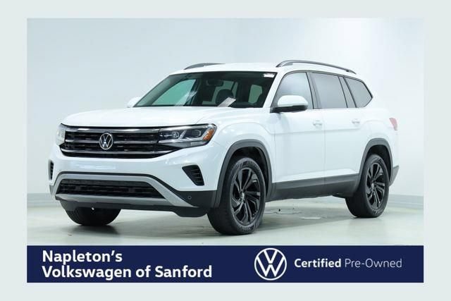 Used 2022 Volkswagen Atlas SE w/ Black Wheel Package