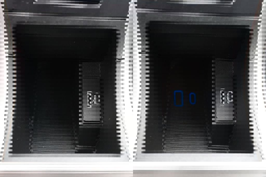 Used 2024 Ford Edge SEL image 26